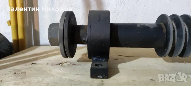 Вал за циркуляр от соца,Чисто нов