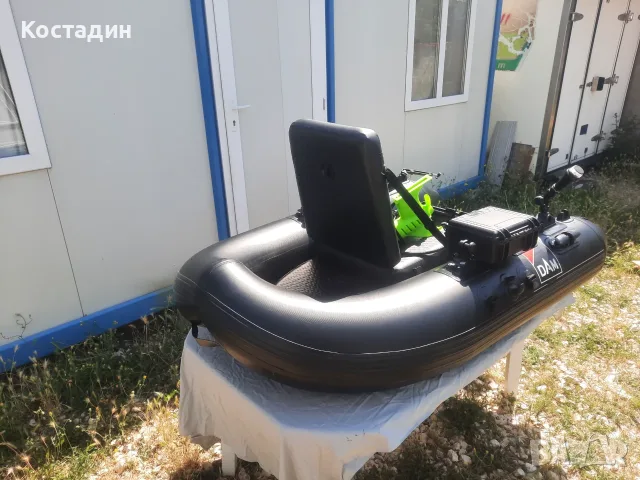 Надуваема лодка,проходилка DAM оборудвана. С ел мотор, снимка 4 - Воден транспорт - 56274496