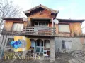 Двуетажна къща в село Бодрово, обл. Хасково, снимка 1