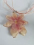 Нежно колие с естествен цвят на орхидея Камбрия. , снимка 3