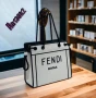 чанти fendi, снимка 1