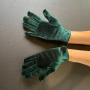 Къси дамски елегантни ръкавици от зелен плюш 8646, снимка 4