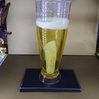 Халба висока - изглежда винаги пълна , замръзва в камерата и после се пие от нея все ледена бира , снимка 6 - Декорация за дома - 41144739