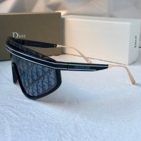Dior дамски слънчеви очила маска 1:1 - 4 цвята, снимка 12 - Слънчеви и диоптрични очила - 41950960