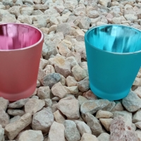 Розова и зеленикава стъклена кашпа, снимка 1 - Саксии и кашпи - 36055745