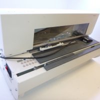 Програмируем таболатор / гилотина за табулация LM Innovations Guillotine Onglematic Round Corner Tab, снимка 2 - Други машини и части - 33988610