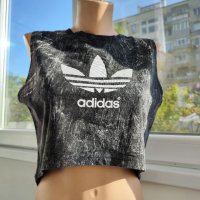 Adidas кроп топ S/M , снимка 1 - Корсети, бюстиета, топове - 41066521