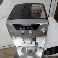 Кафе автомат Delonghi MAGNIFICA , снимка 4 - Кафемашини - 44756263