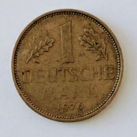 Стари Дойче марки монети 1 и 5 от 1950,1976 год.и 1975 год., снимка 4 - Нумизматика и бонистика - 44227420