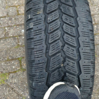 Зимни гуми Michelin 215/65/16 C , снимка 4 - Гуми и джанти - 36403844