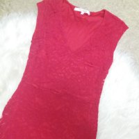 НЕВЕРОЯТНО КРАСИВА червена дантелена рокля по тялото с остро деколте , снимка 2 - Рокли - 41785955