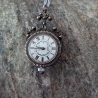Колекционерски часовник Чайка, филигран, посребрен, медальон,работи отлично, снимка 1 - Антикварни и старинни предмети - 41797885