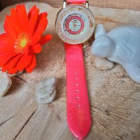 Луксозен дамски часовник с кристали – червен, снимка 2 - Дамски - 40594135
