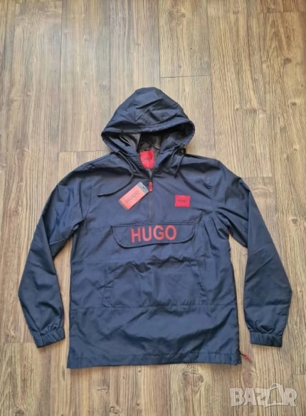 Страхотна мъжка ветровка яке HUGOСтрахотна мъжка ветровка яке HUGO BOSS 
размери M L 2XL 
 , снимка 1
