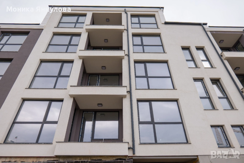 Продава двустаен апартамент в ж.к. Малинова долина, снимка 1