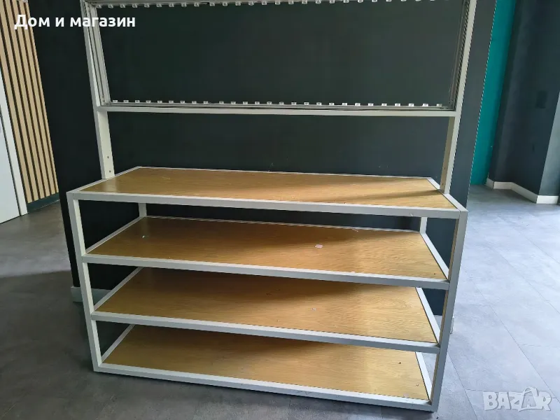 Шкаф с ЛЕД осветление , снимка 1