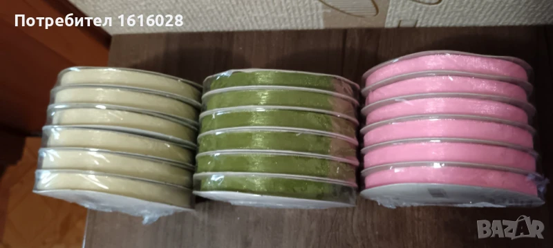 Ролки с ленти органза в три различни цвята., снимка 1