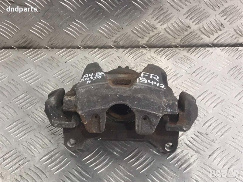 Преден десен спирачен апарат Audi A4,B8,2.0TDI,2011г., снимка 1