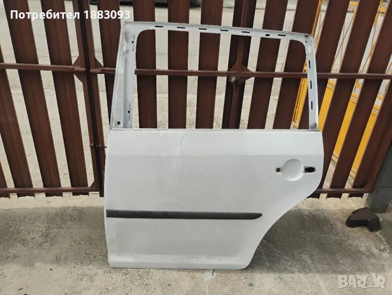 задна лява врата за Vw Touran 2010-2015, снимка 1