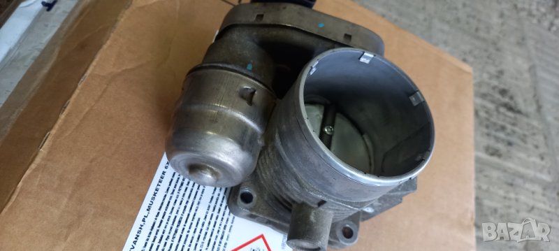 Дроселова клапа Peugeot 407, снимка 1