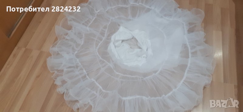 Дамска пола на волани, снимка 1