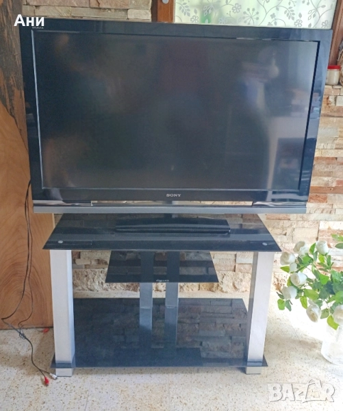 46" LCD телевизор Sony Bravia KDL-46W4000 маса, снимка 1