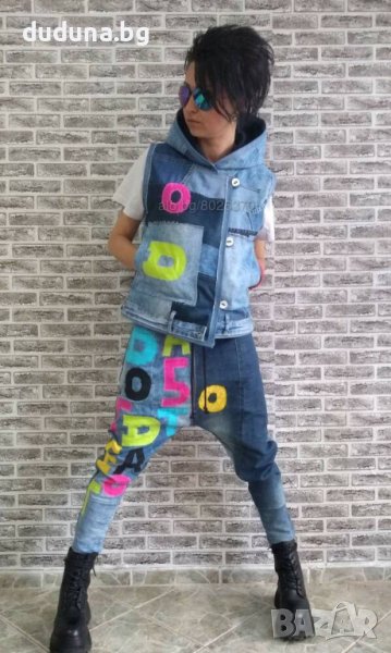 Див дамски сет дънкови потури и елек с букви! , снимка 1