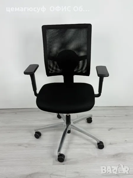 Dauphin Just AJ4747 е ергономичен офис стол с мрежеста облегалка със средна височина внос от германи, снимка 1