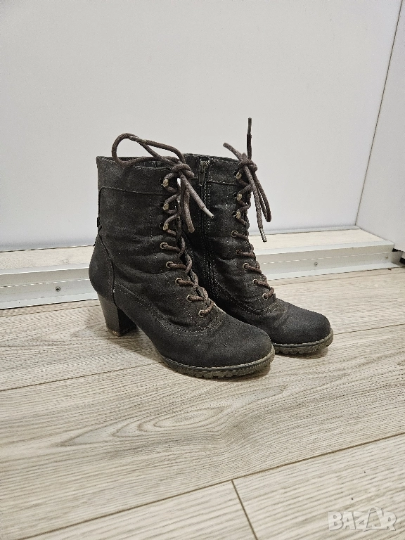Сиви велурени боти с удобен ток. 37 номер. В добро състояние. , снимка 1
