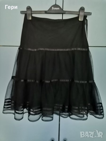 Официална черна дамска пола с тюл, снимка 1