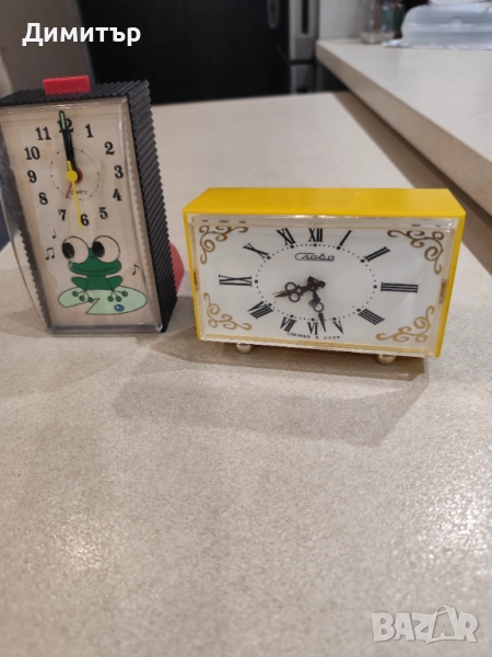 2 бр кварцови часовника НЕ работещи, снимка 1