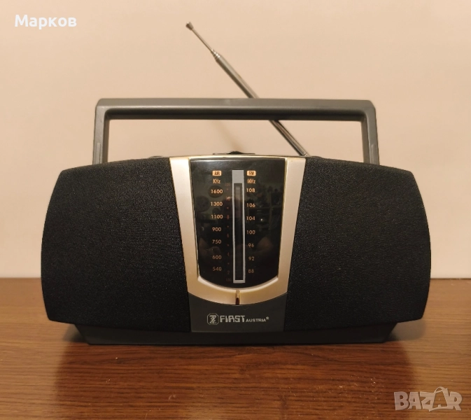 FIRST Austria - Портативно Радио, снимка 1