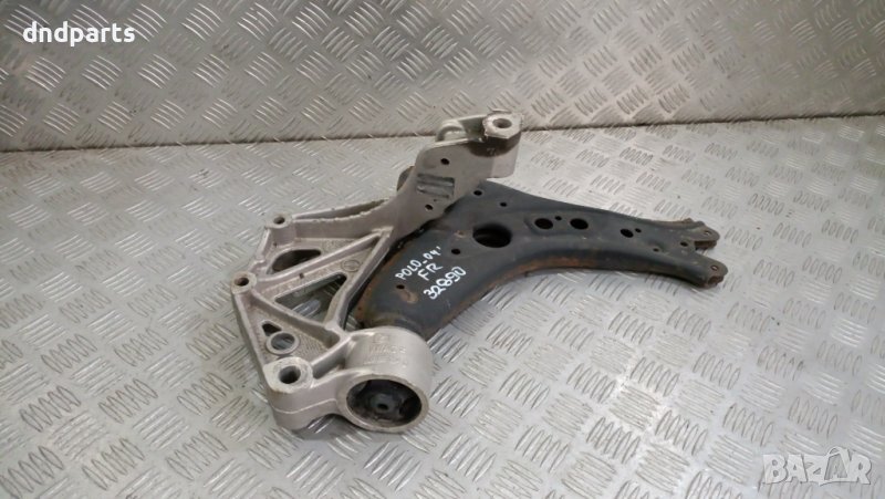 Носач VW Polo 2004г.(преден десен)	, снимка 1