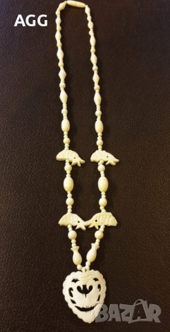 Винтидж колие от слонова кост, снимка 2 - Колиета, медальони, синджири - 40846852