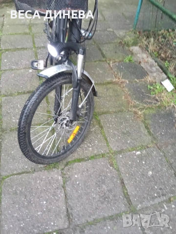 Продавам Електрически Сгъваем Велосипед с скорости Мотор 250 вата Батерия 36 волта 10 ампера , снимка 11 - Велосипеди - 53458292