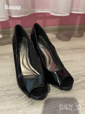 Обувки на висок ток токчета лачени черни, снимка 2 - Дамски обувки на ток - 34766965