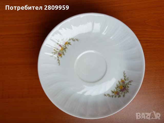 Чаши за чай с чинийки с декор Мащерка, снимка 5 - Чаши - 35823733