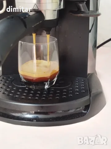 Кафе машина за еспресо Delonghi , снимка 5 - Кафемашини - 55888757