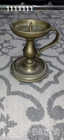 Бронзов свещник 1 кг.