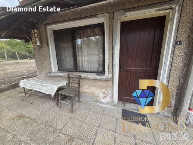 Едноетажна къща в село Бял извор, обл. Стара Загора, снимка 3 - Къщи - 52131328
