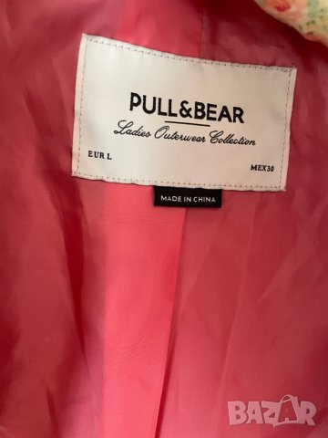 Ново палто Pull&bear,L размер, снимка 3 - Палта, манта - 35778455