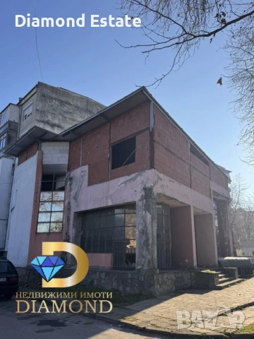 Двуетажна сграда в град Харманли, снимка 2 - Къщи - 53413162