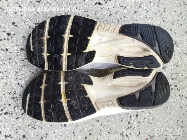 Спортни маратонки Lotto Running размер 47 (30,5 cm), снимка 4 - Спортни обувки - 56137987
