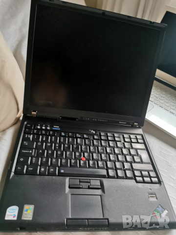 Lenovo ThinkPad T60 лаптоп за части НЕ СЕ ПРОДАВА  НА ЧÃСТИ а  за части