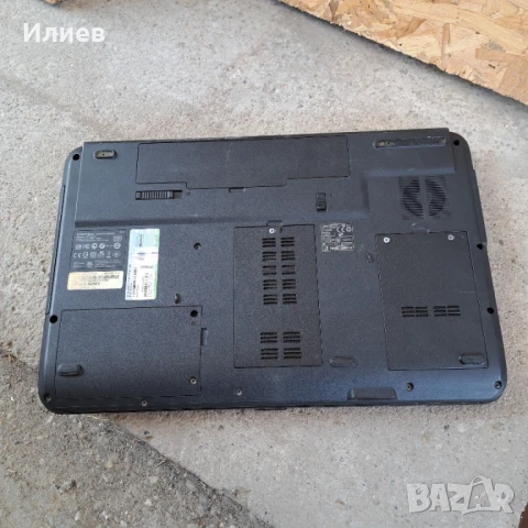 Лаптоп EMachines emachinesG725, снимка 3 - Лаптопи за дома - 50655236