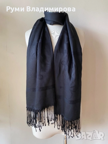 Черен шал на черни цветя, снимка 2 - Шалове - 51742027