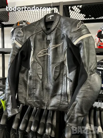 Кожено мото яке ALPINESTARS GP PLUS V2 BLACK,52-М/L ,оригинално 149.90 €, снимка 2 - Аксесоари и консумативи - 55941523