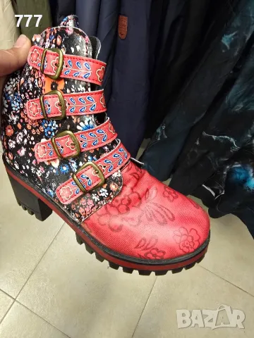 дамски обувки боти , снимка 2 - Дамски боти - 48445915