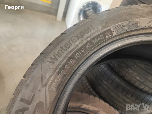 2бр.зимни гуми 235/50/18 Uniroyal, снимка 4 - Гуми и джанти - 55830684