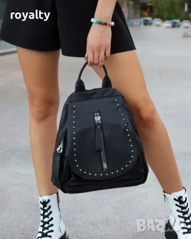 Дамска раница - черна кожа